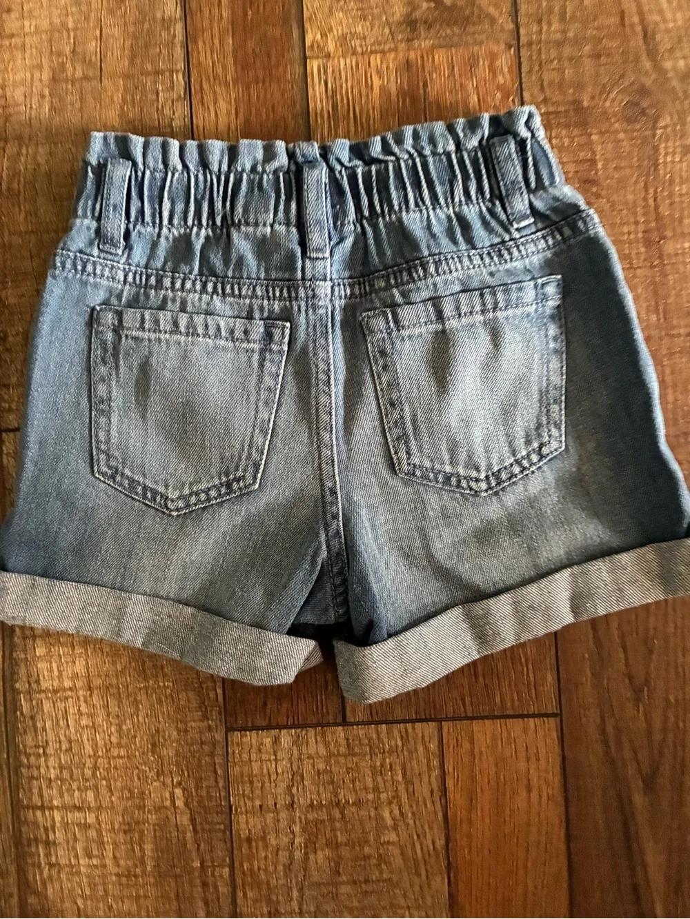 The Children’s Place sz 5 Light Blue Denim Shorts with Elastic Waist nwt